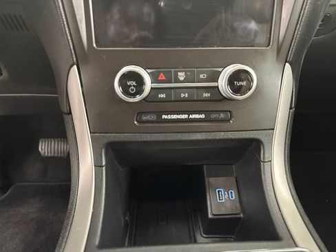 Used 2021 Ford Edge SEL w/ Convenience Package FWD image 27