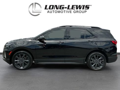 Used 2023 Chevrolet Equinox RS FWD image 2