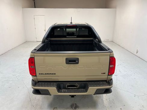 Used 2022 Chevrolet Colorado Z71 AWD/4WD image 4