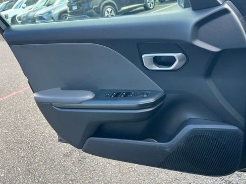 Certified 2025 Kia K4 LXS image 18