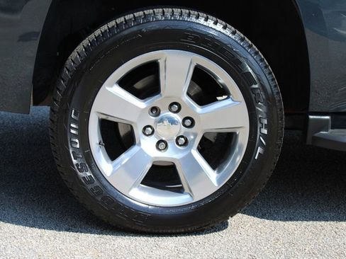 Used 2019 Chevrolet Tahoe LT image 25