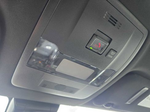 Certified 2025 Lexus IS 300 F Sport image 32