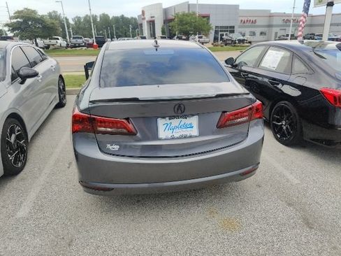 Used 2017 Acura TLX V6 w/ Technology Package FWD image 21