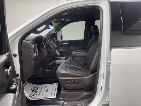 Used 2020 GMC Sierra 2500 Denali w/ Denali Ultimate Package image 10