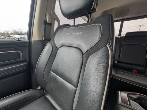 Used 2021 RAM 1500 Laramie image 12