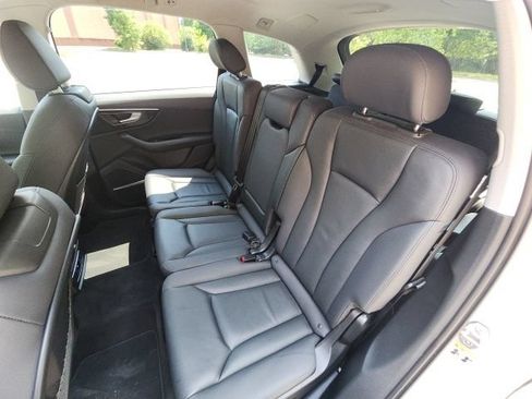 Used 2022 Audi Q7 3.0T Premium Plus w/ Premium Plus Package AWD/4WD image 38