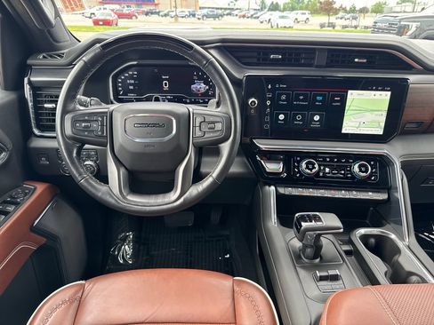 Used 2024 GMC Sierra 1500 Denali Ultimate AWD/4WD image 26