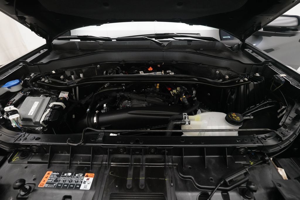 Used 2026 Ford Explorer ST-Line AWD/4WD image 3