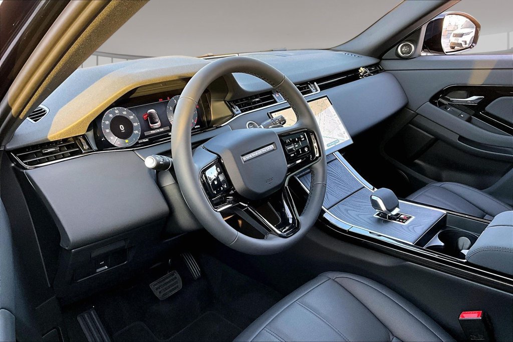 New 2026 Land Rover Range Rover Evoque S AWD/4WD image 7