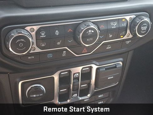 Used 2023 Jeep Wrangler Unlimited w/ Cold Weather Group AWD/4WD image 17
