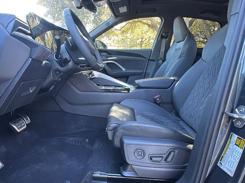 New 2025 Audi SQ5 Premium Plus image 9