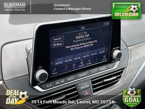 Used 2025 Nissan Altima 2.5 SV FWD image 11