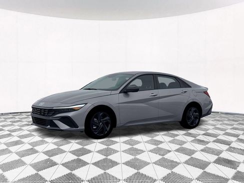 New 2026 Hyundai Elantra Sport image 2