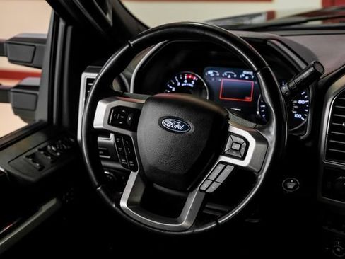 Used 2020 Ford F250 Platinum w/ FX4 Off-Road Package AWD/4WD image 15