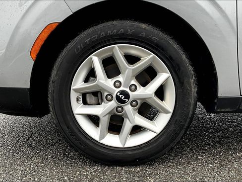 Used 2022 Kia Soul LX w/ Technology Package image 8