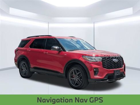 Used 2025 Ford Explorer ST-Line w/ Premium Package AWD/4WD image 9