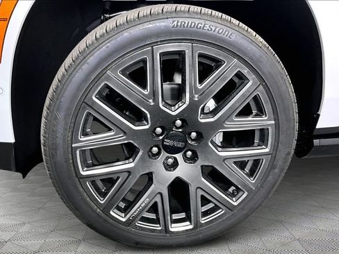New 2026 GMC Yukon XL Denali Ultimate AWD/4WD image 12
