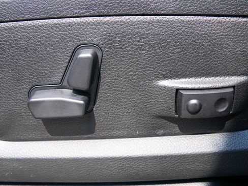 New 2026 RAM 3500 Laramie AWD/4WD image 5