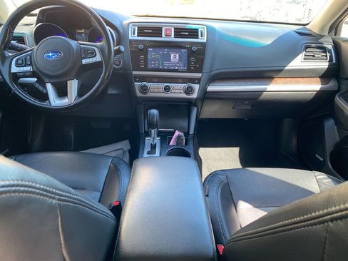 Used 2016 Subaru Outback 3.6R Limited AWD/4WD image 18