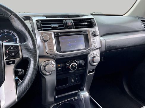 Used 2015 Toyota 4Runner SR5 RWD image 7
