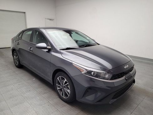 Used 2024 Kia Forte LXS FWD image 13