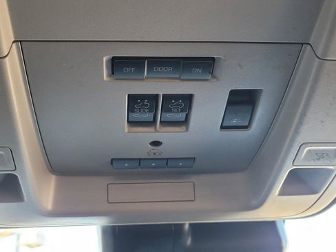 Used 2018 Chevrolet Silverado 3500 High Country w/ Duramax Plus Package image 30