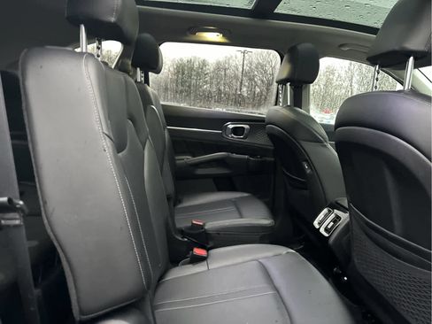Used 2022 Kia Sorento SX image 29