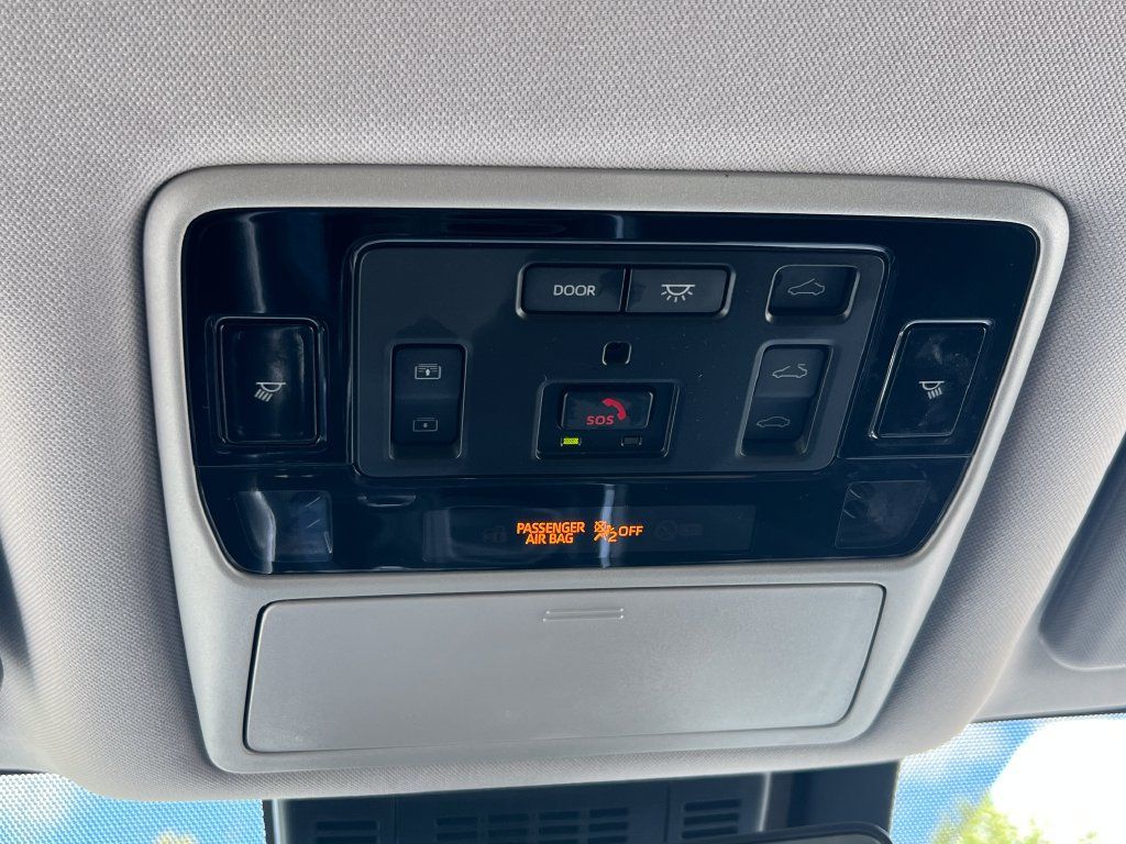 Used 2024 Toyota Grand Highlander AWD image 37
