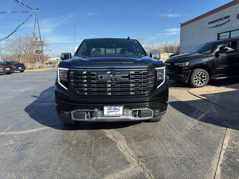 Used 2022 GMC Sierra 1500 Denali Ultimate image 2