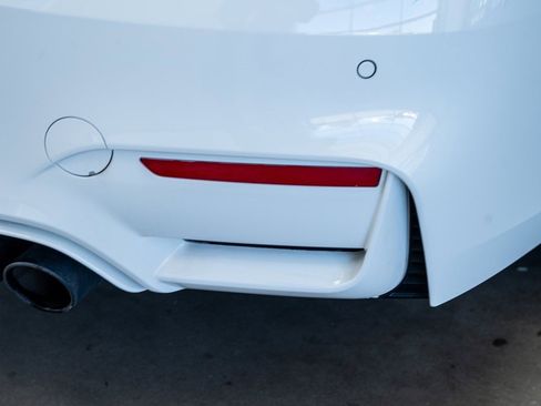 Used 2020 BMW M4 Convertible w/ Competition Package image 31