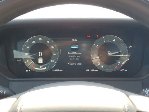 Used 2026 Land Rover Range Rover Velar Dynamic SE AWD/4WD image 17