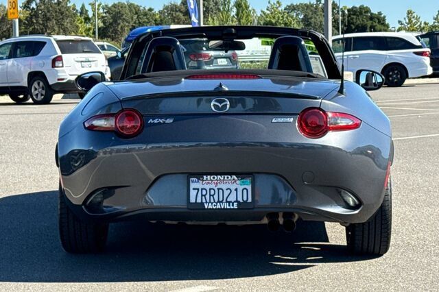 Used 2016 MAZDA MX-5 Miata Club RWD image 6
