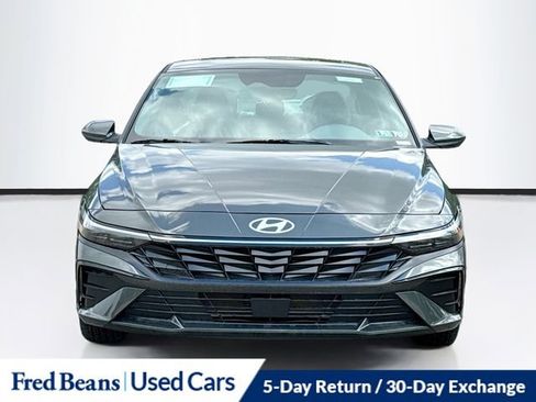 Used 2024 Hyundai Elantra SEL w/ Convenience Package image 2