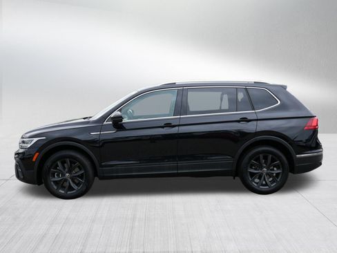 Used 2024 Volkswagen Tiguan SE w/ MDO Package, Two-Row AWD/4WD image 4