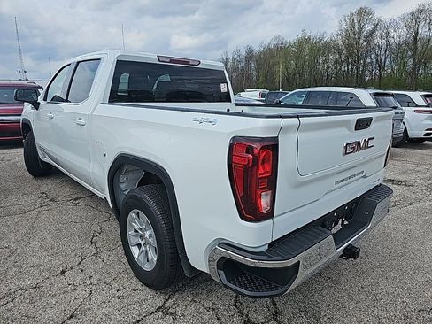Used 2023 GMC Sierra 1500 SLE image 8