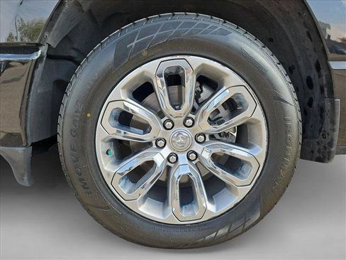 Used 2023 RAM 1500 Laramie AWD/4WD image 23