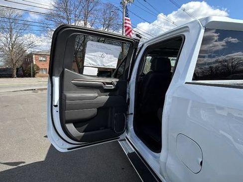 New 2026 GMC Sierra 1500 SLT w/ SLT Premium Plus Package AWD/4WD image 31