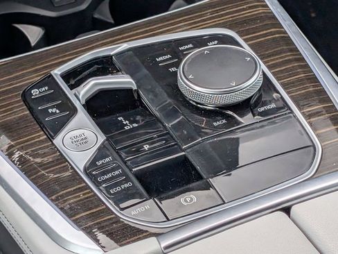 Certified 2024 BMW X5 sDrive40i w/ Premium Package image 16