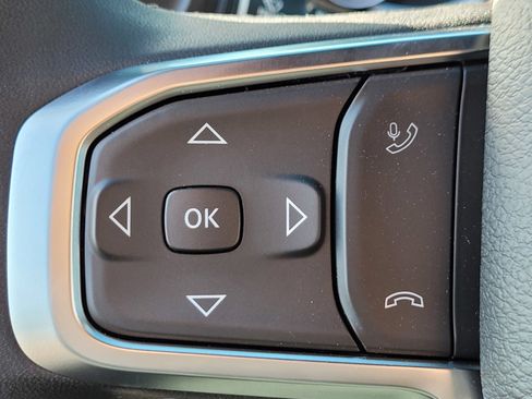 New 2026 RAM 2500 Big Horn AWD/4WD image 21