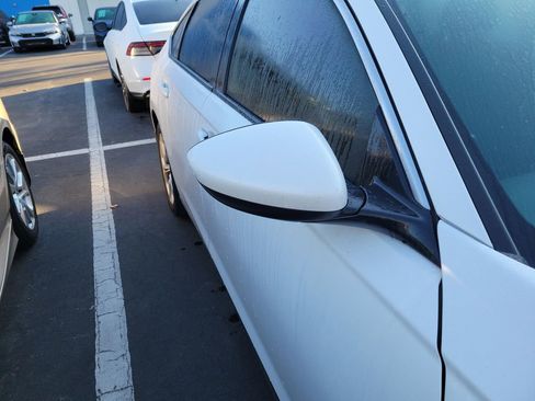 Used 2023 Honda Accord LX image 11