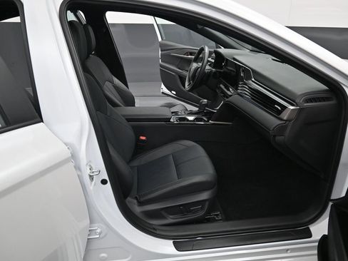 Certified 2026 Toyota Camry XSE FWD image 33