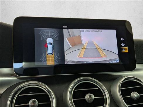 Used 2022 Mercedes-Benz GLC 300 image 18