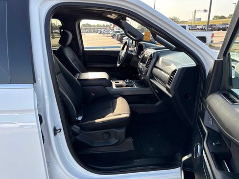 Used 2020 Ford Expedition XLT RWD image 14