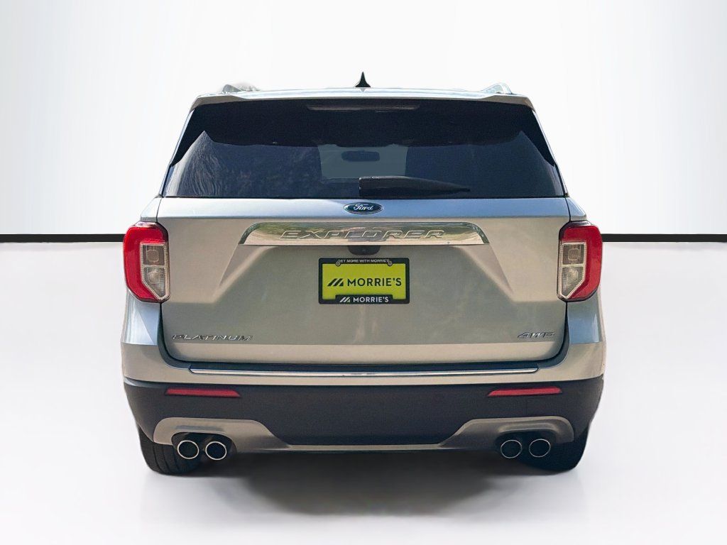 Used 2022 Ford Explorer Platinum w/ Equipment Group 601A AWD/4WD image 6