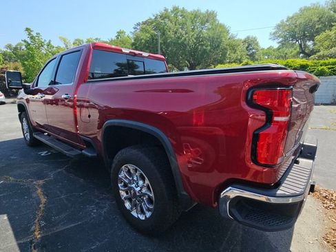 Used 2025 Chevrolet Silverado 2500 LTZ w/ LTZ Plus Package AWD/4WD image 10