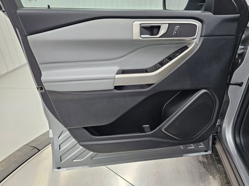 Used 2023 Ford Explorer XLT w/ Equipment Group 202A image 35