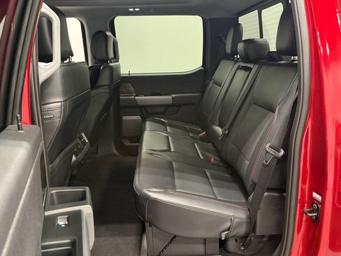 Certified 2024 Ford F250 Lariat w/ Lariat Ultimate Package image 31