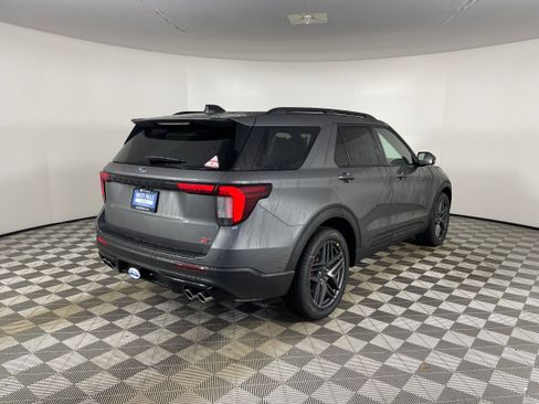 New 2026 Ford Explorer ST w/ Sun And Sound Package image 6