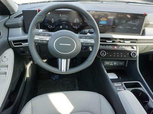 New 2026 Hyundai Sonata SEL FWD image 14
