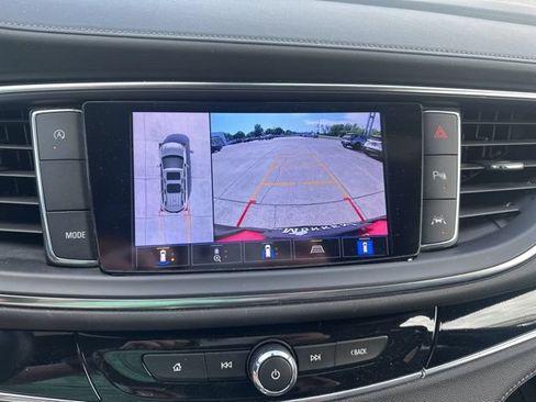 Used 2024 Buick Enclave Avenir w/ Avenir Technology Package FWD image 17